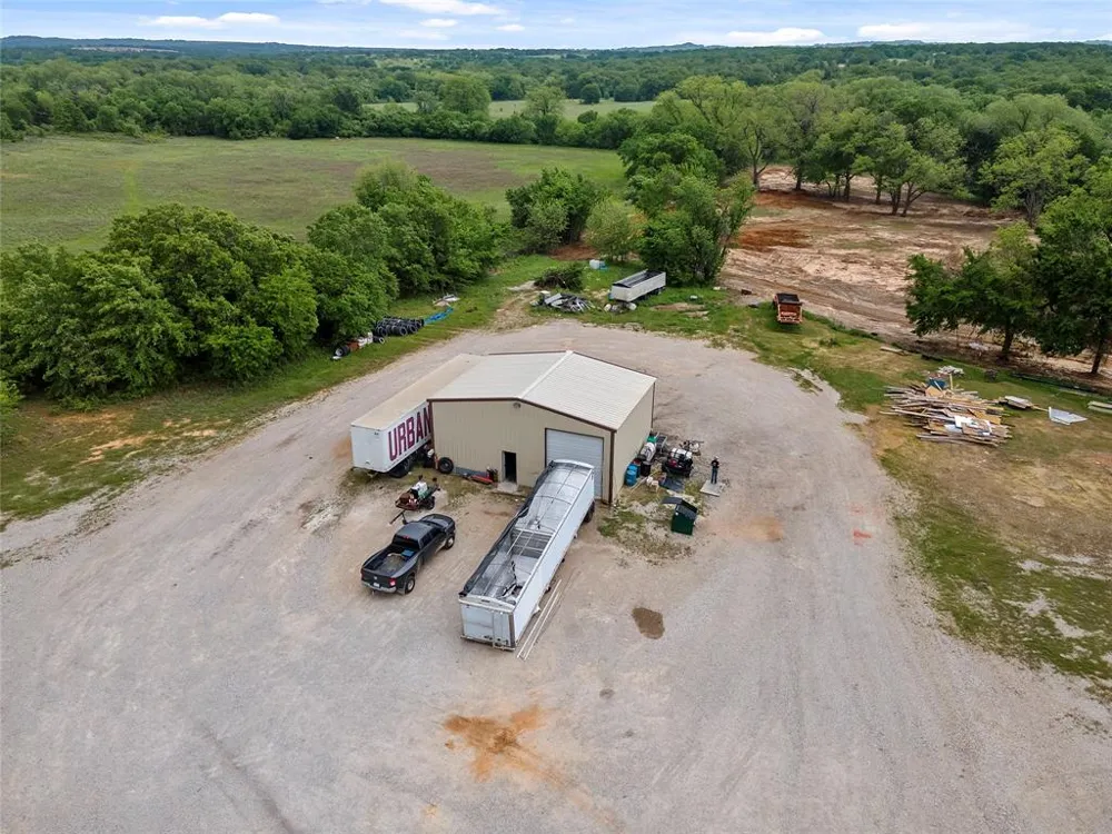 5716 287 Alvord, TX 76225