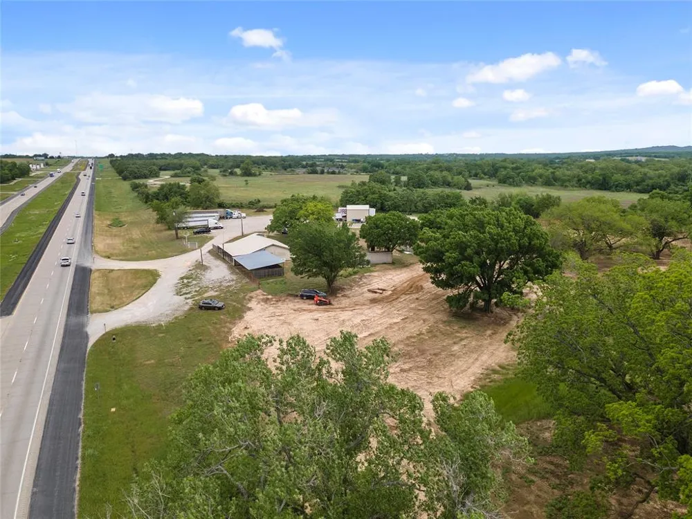 5716 287 Alvord, TX 76225