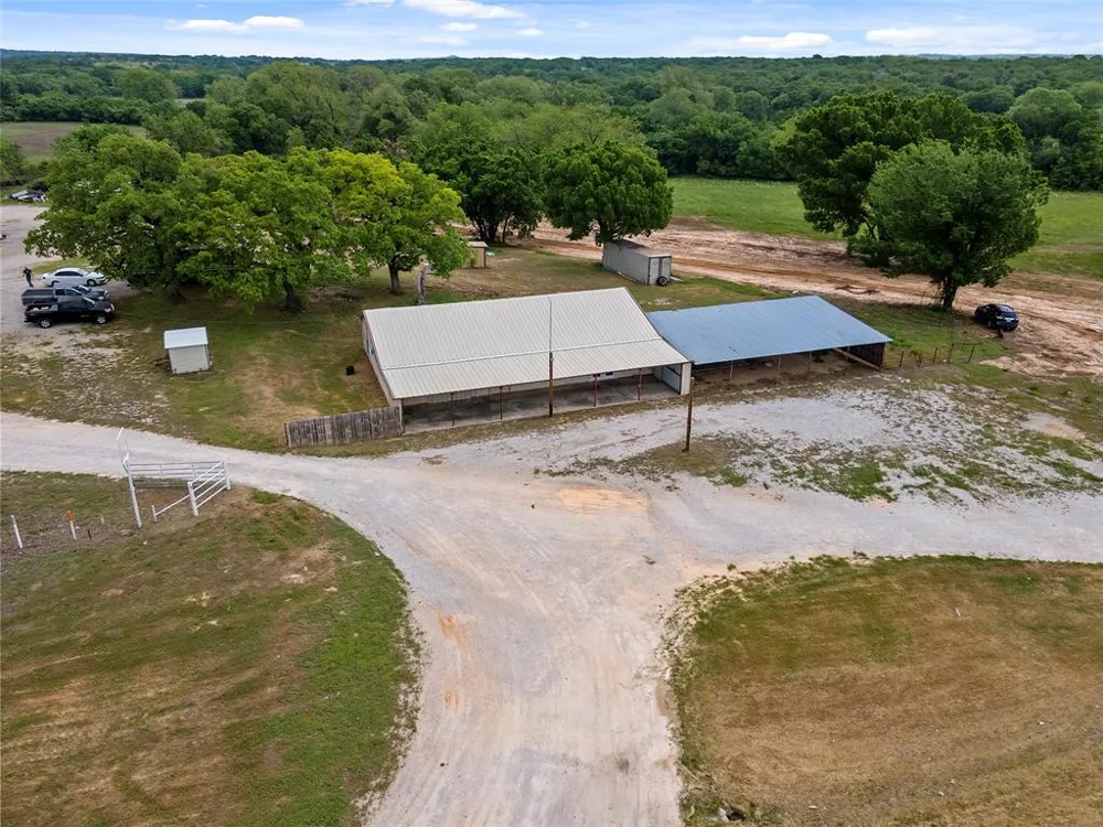 5716 287 Alvord, TX 76225