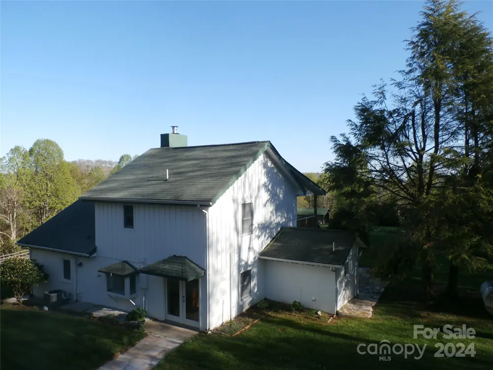 288 Firetower Road Spruce Pine, NC 28777
