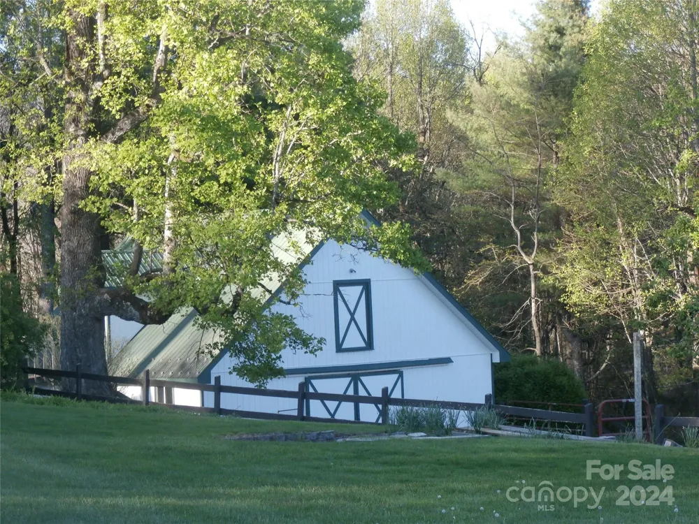 288 Firetower Road Spruce Pine, NC 28777