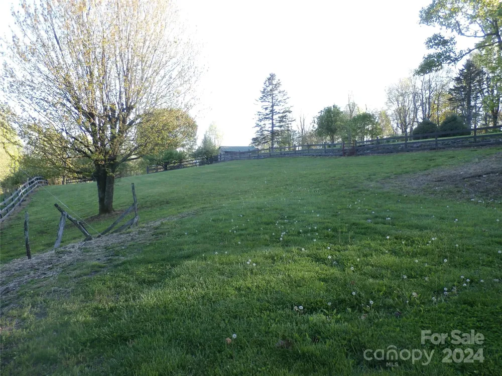 288 Firetower Road Spruce Pine, NC 28777