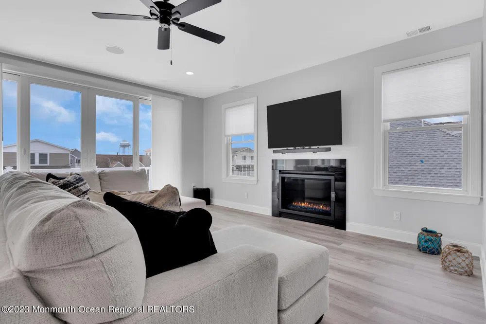 106 8th Avenue Seaside Park, NJ 08752