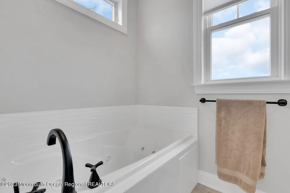 106 8th Avenue Seaside Park, NJ 08752
