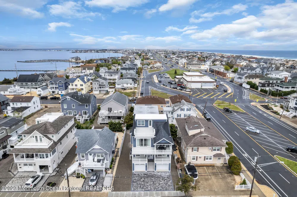 106 8th Avenue Seaside Park, NJ 08752