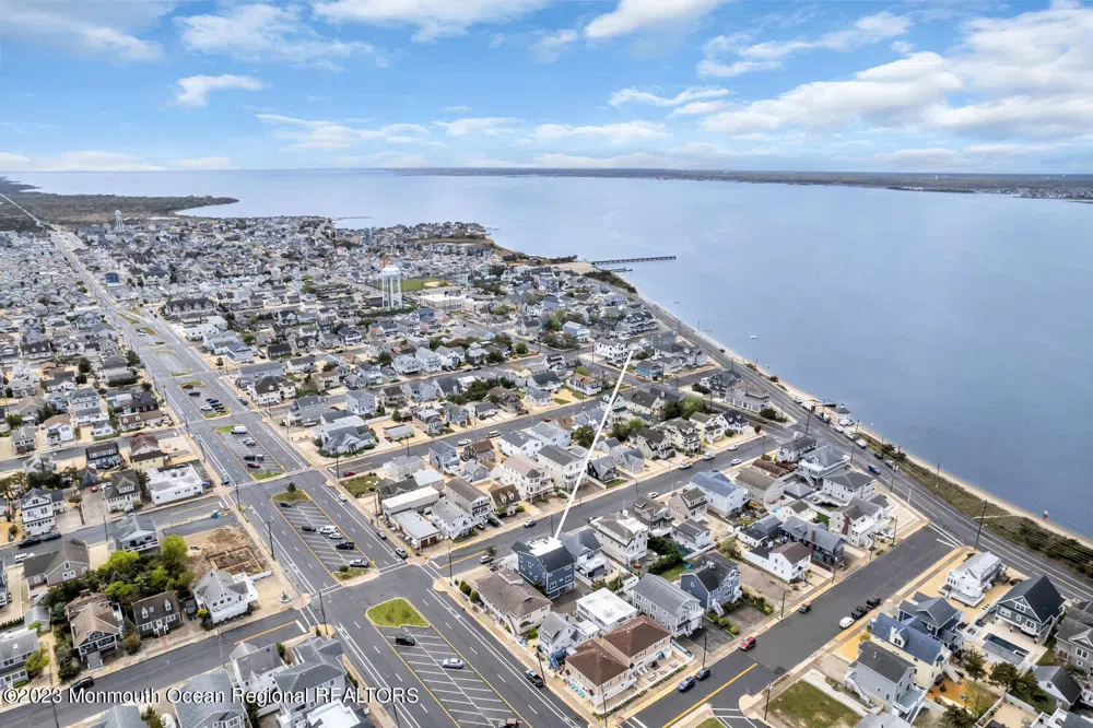 106 8th Avenue Seaside Park, NJ 08752