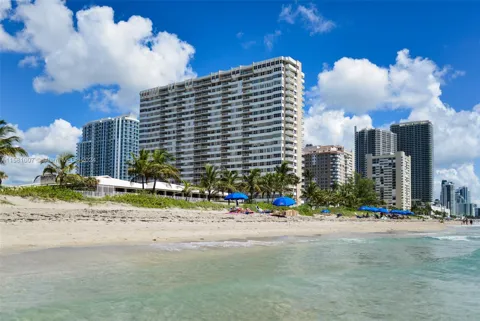 1950 S Ocean Dr #21G