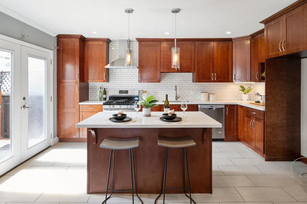 320 San Jose Avenue Millbrae, CA 94030