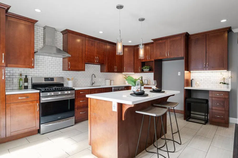 320 San Jose Avenue Millbrae, CA 94030
