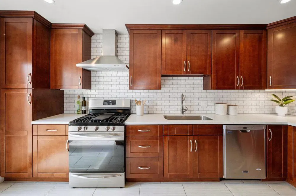 320 San Jose Avenue Millbrae, CA 94030