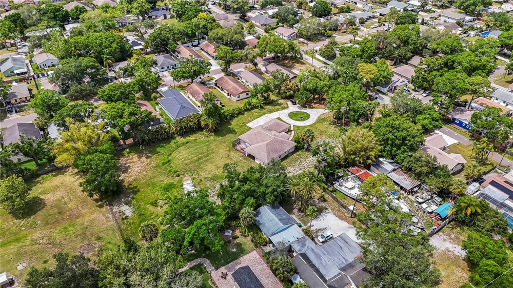 3902 W ELROD AVENUE Tampa, FL 33616