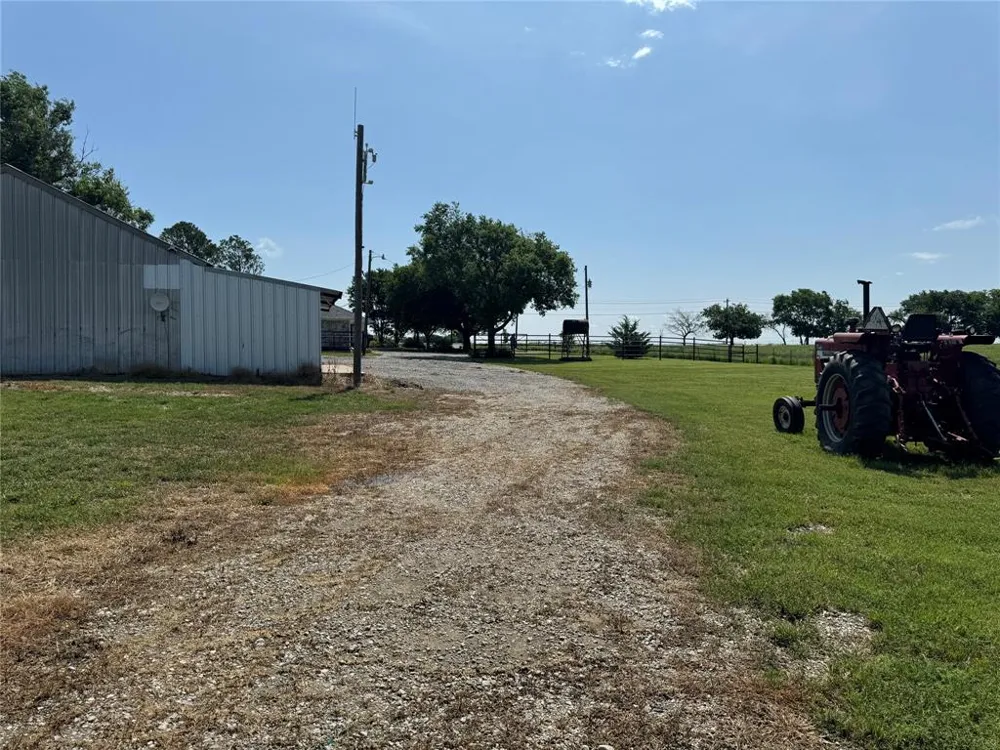 1273 Wall Street Road Gunter, TX 75058