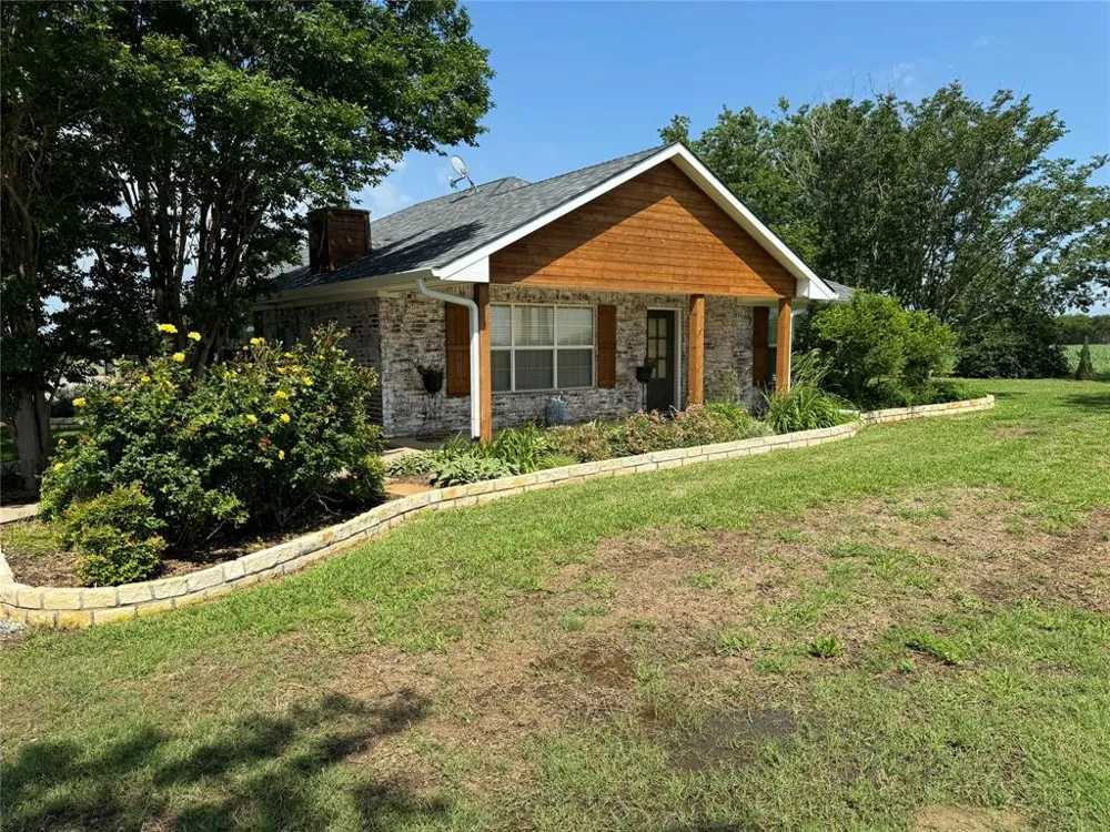 1273 Wall Street Road Gunter, TX 75058