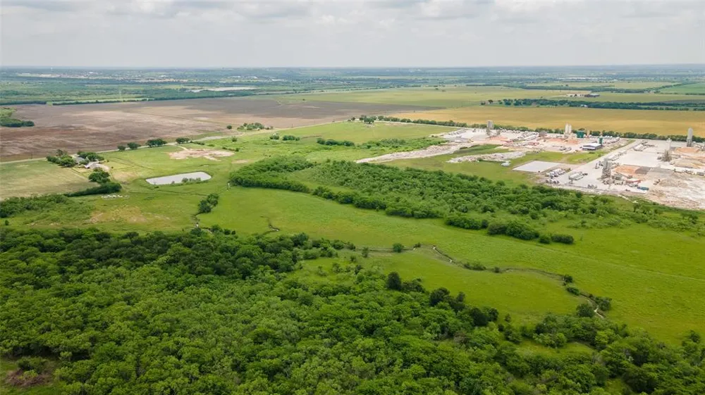1273 Wall Street Road Gunter, TX 75058