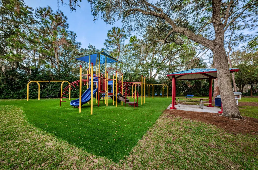 4390 TARPON LAKE BOULEVARD Palm Harbor, FL 34685