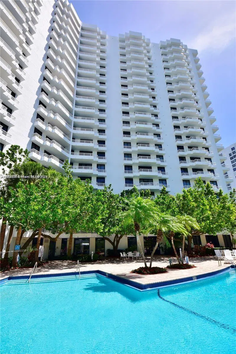 3300 NE 192nd St #1506 Aventura, FL 33180