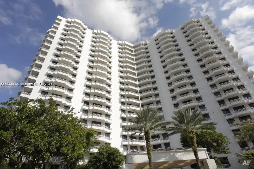 3300 NE 192nd St #1506 Aventura, FL 33180