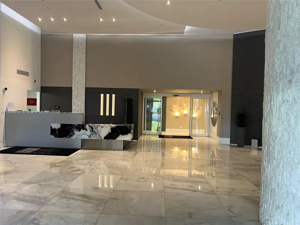 3300 NE 192nd St #1506 Aventura, FL 33180