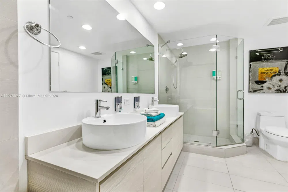 2600 E Hallandale Beach Blvd #T3302 Hallandale Beach, FL 33009