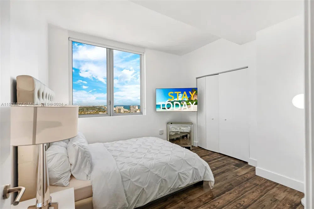 2600 E Hallandale Beach Blvd #T3302 Hallandale Beach, FL 33009