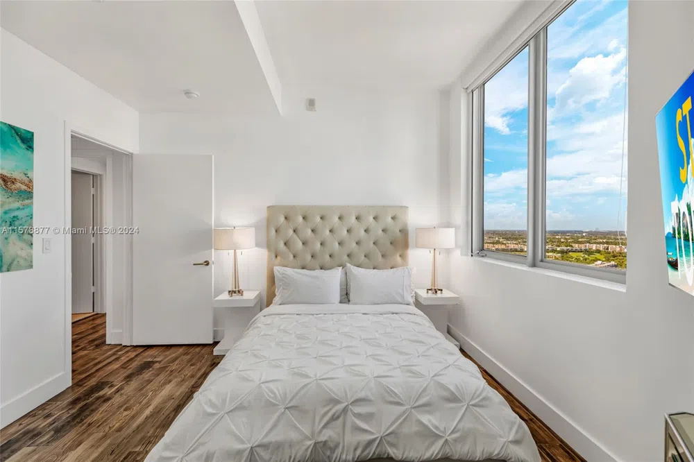 2600 E Hallandale Beach Blvd #T3302 Hallandale Beach, FL 33009