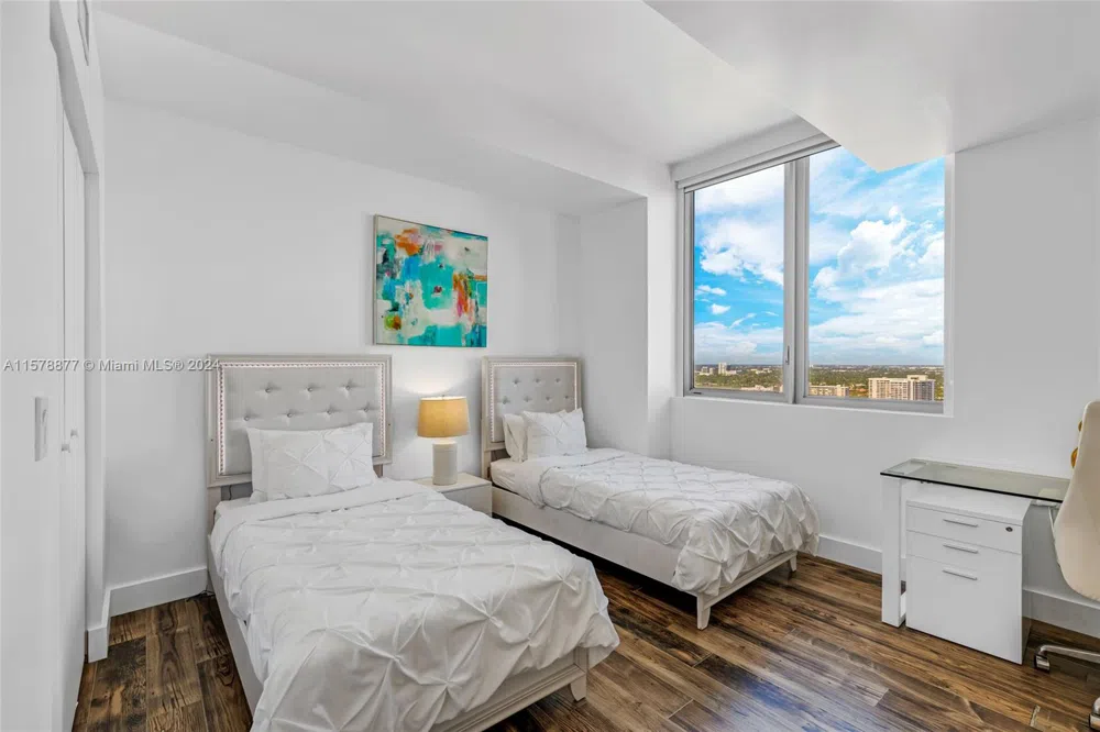 2600 E Hallandale Beach Blvd #T3302 Hallandale Beach, FL 33009