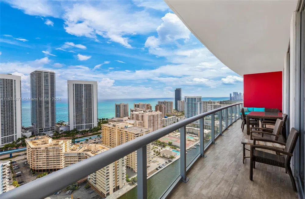 2600 E Hallandale Beach Blvd #T3302 Hallandale Beach, FL 33009