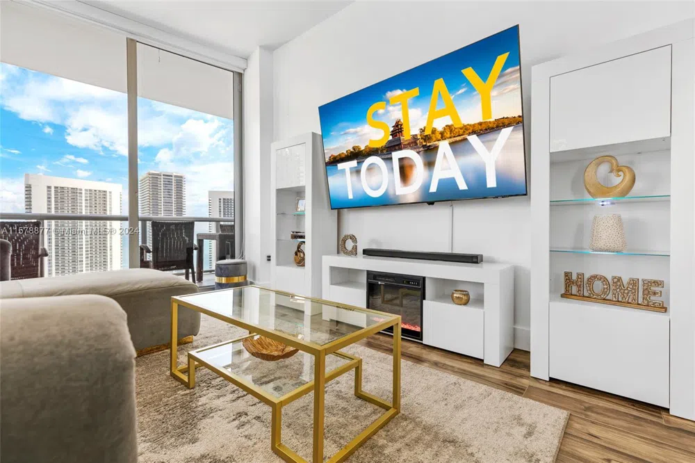 2600 E Hallandale Beach Blvd #T3302 Hallandale Beach, FL 33009
