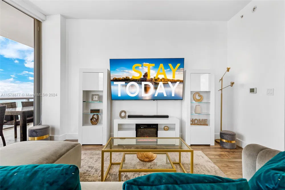 2600 E Hallandale Beach Blvd #T3302 Hallandale Beach, FL 33009