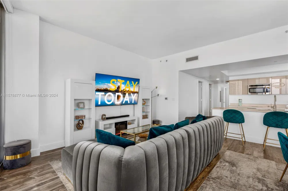 2600 E Hallandale Beach Blvd #T3302 Hallandale Beach, FL 33009