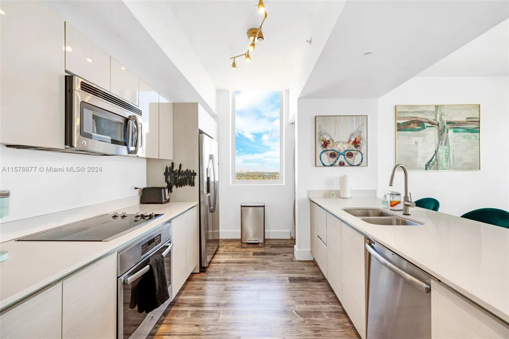 2600 E Hallandale Beach Blvd #T3302 Hallandale Beach, FL 33009