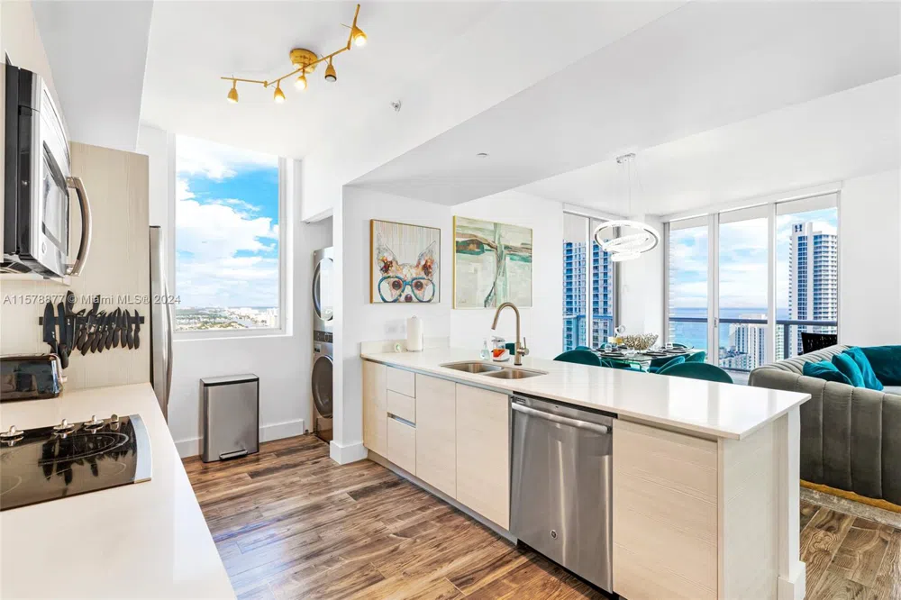 2600 E Hallandale Beach Blvd #T3302 Hallandale Beach, FL 33009