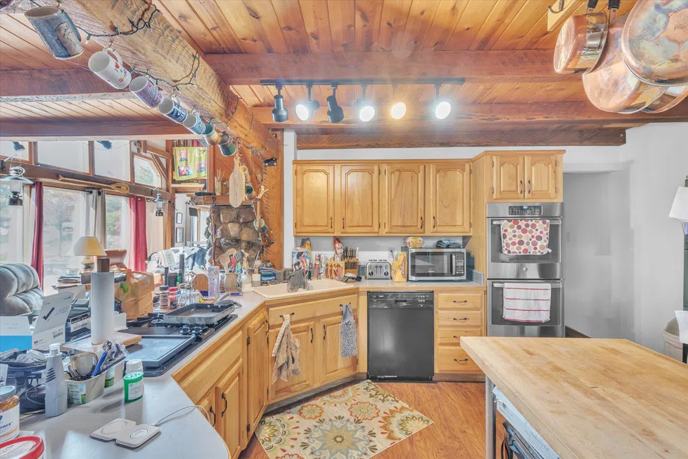 5751 Brooklyn Road Jackson, MI 49201