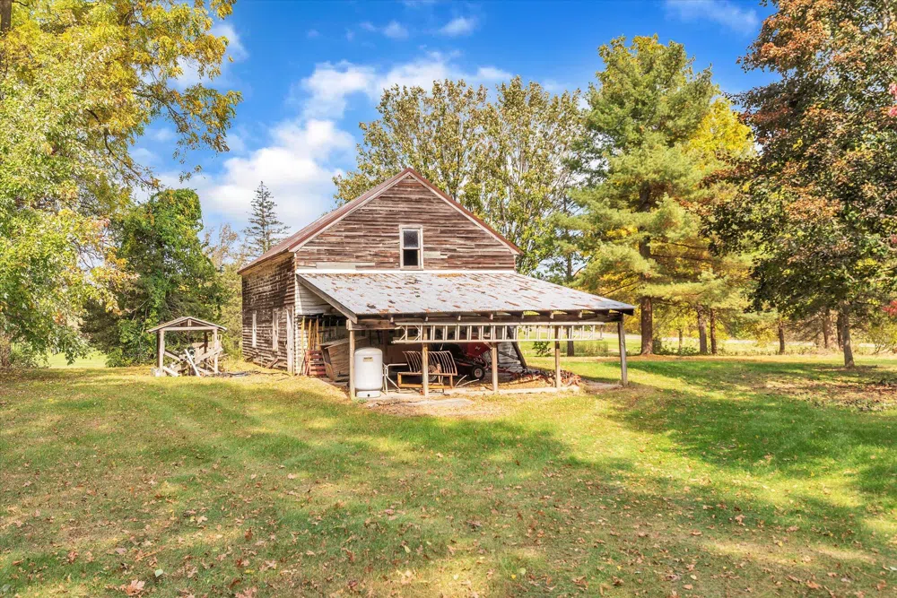 5751 Brooklyn Road Jackson, MI 49201