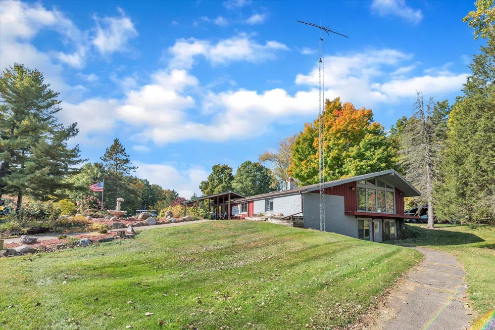 5751 Brooklyn Road Jackson, MI 49201