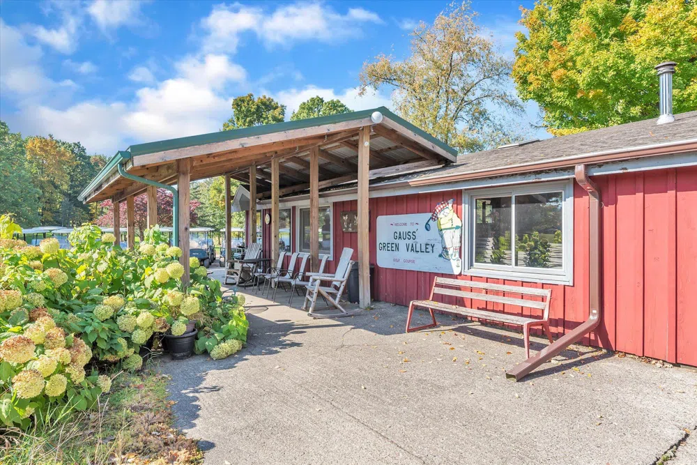 5751 Brooklyn Road Jackson, MI 49201