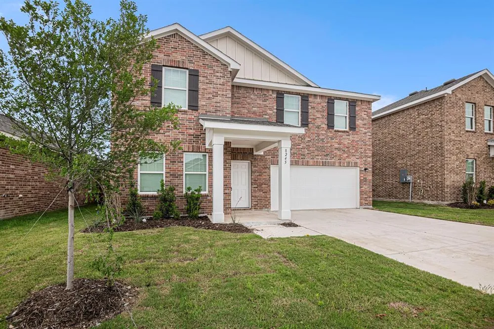 8245 Stovepipe Drive Fort Worth, TX 76179