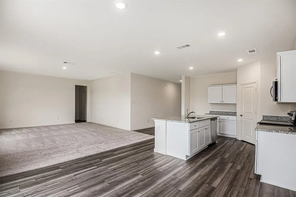 8245 Stovepipe Drive Fort Worth, TX 76179