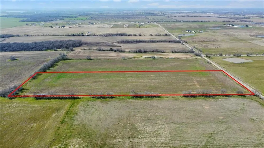 10 Airport Road Tioga, TX 76271