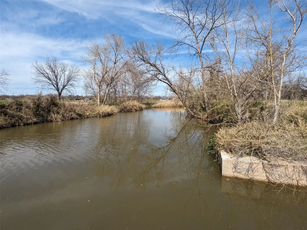1902 W Fm 2147 Road Marble Falls, TX 78657