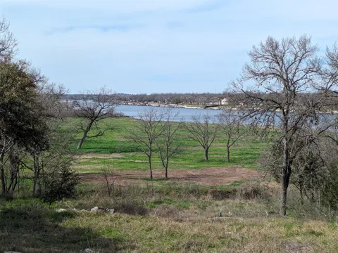 1902 W Fm 2147 Road