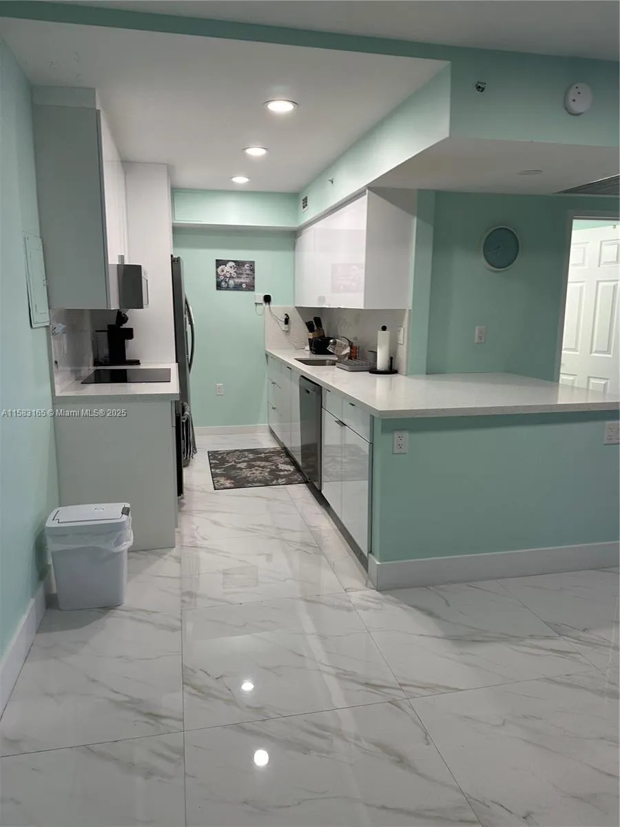 2501 S Ocean Dr #1530 Hollywood, FL 33019