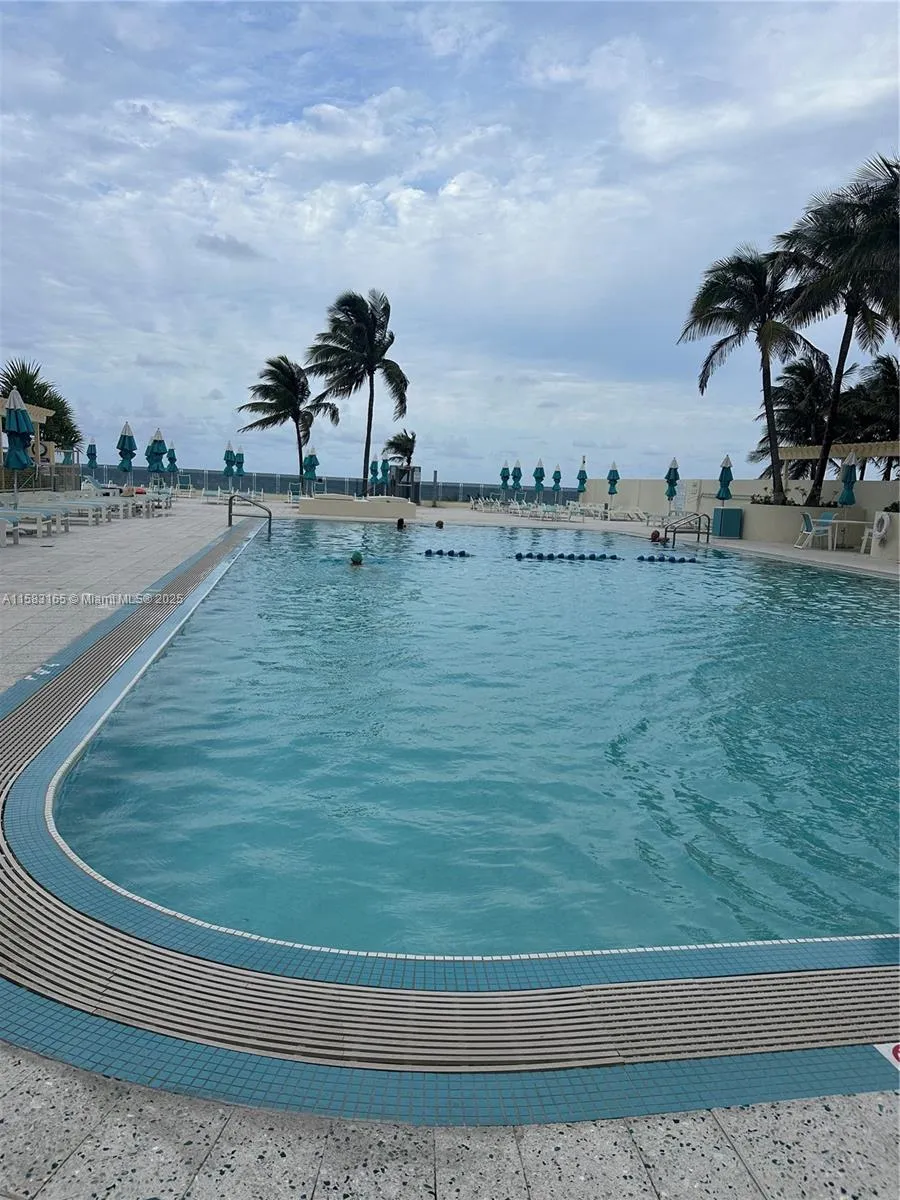 2501 S Ocean Dr #1530 Hollywood, FL 33019