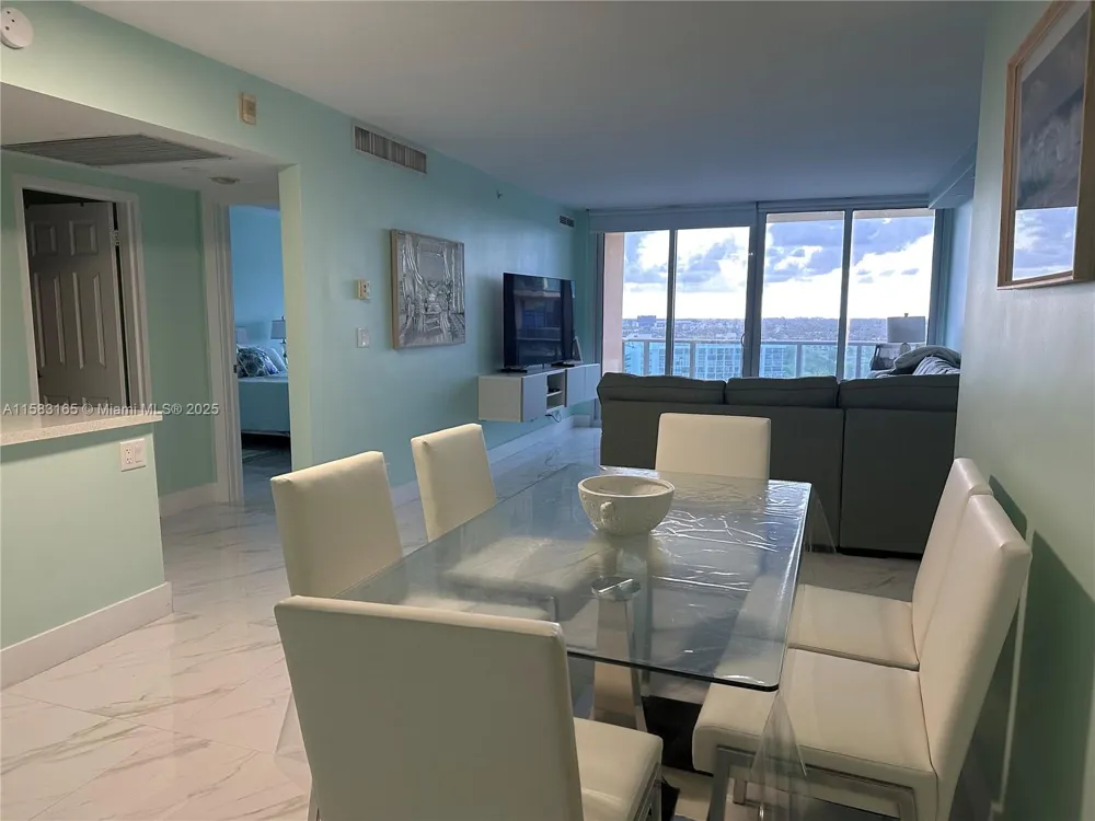 2501 S Ocean Dr #1530 Hollywood, FL 33019