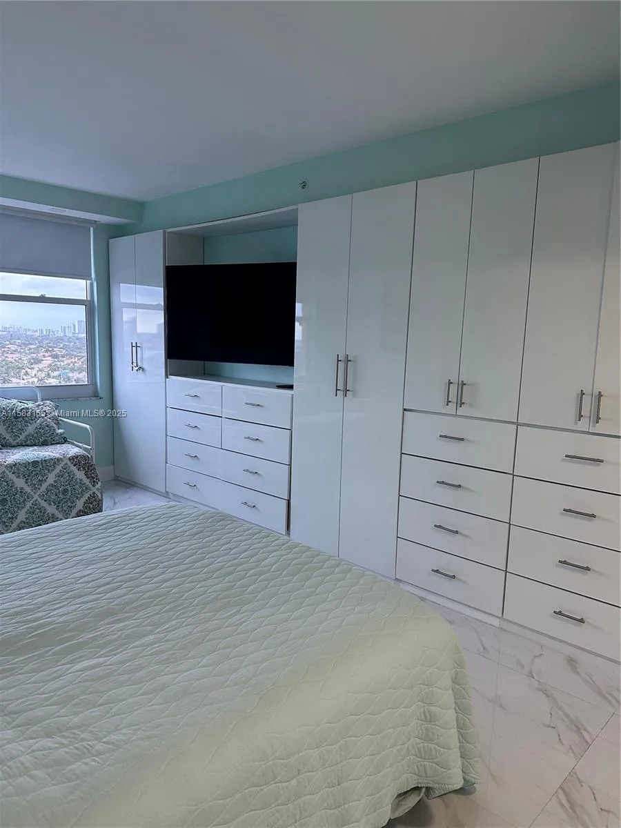 2501 S Ocean Dr #1530 Hollywood, FL 33019
