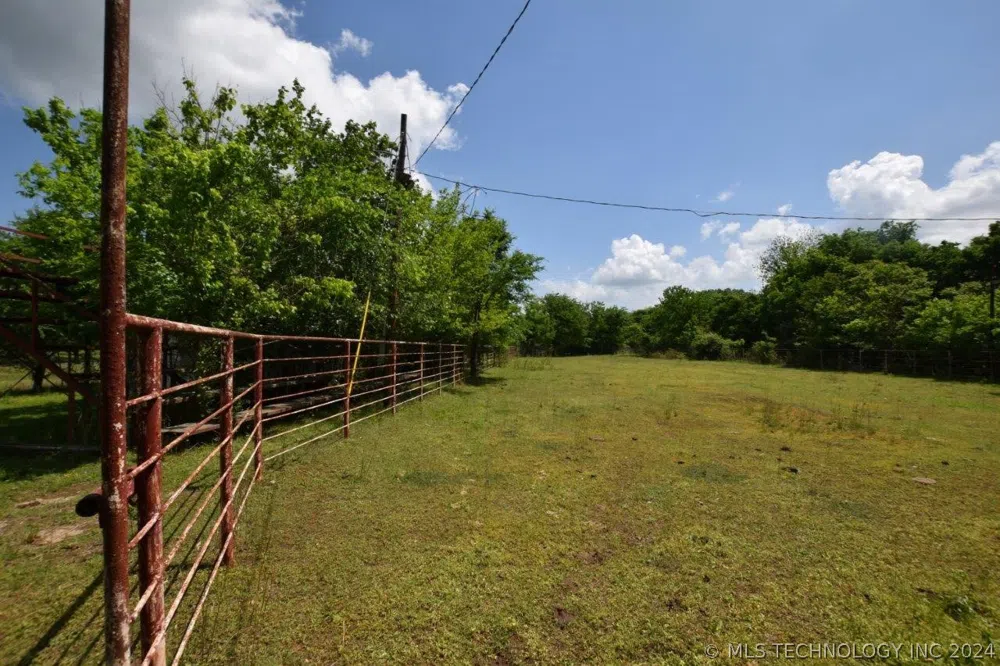63125 S 4750 ROAD Watts, OK 74964