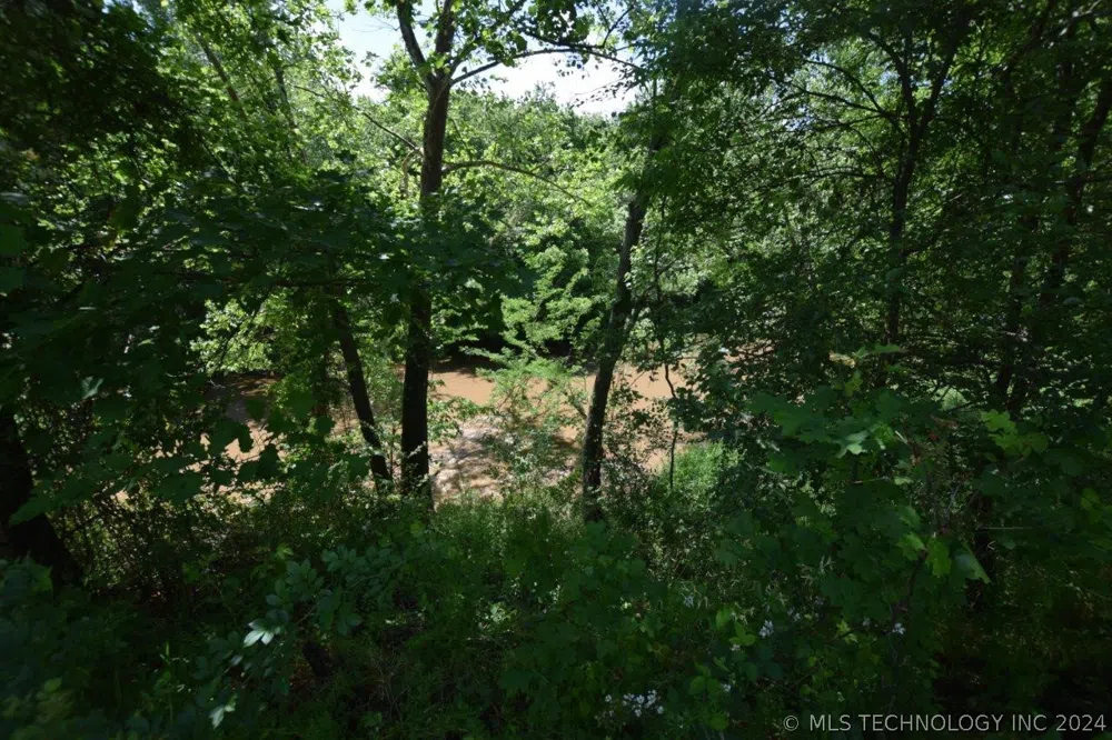 63125 S 4750 ROAD Watts, OK 74964