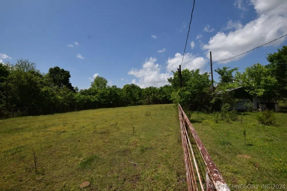 63125 S 4750 ROAD Watts, OK 74964