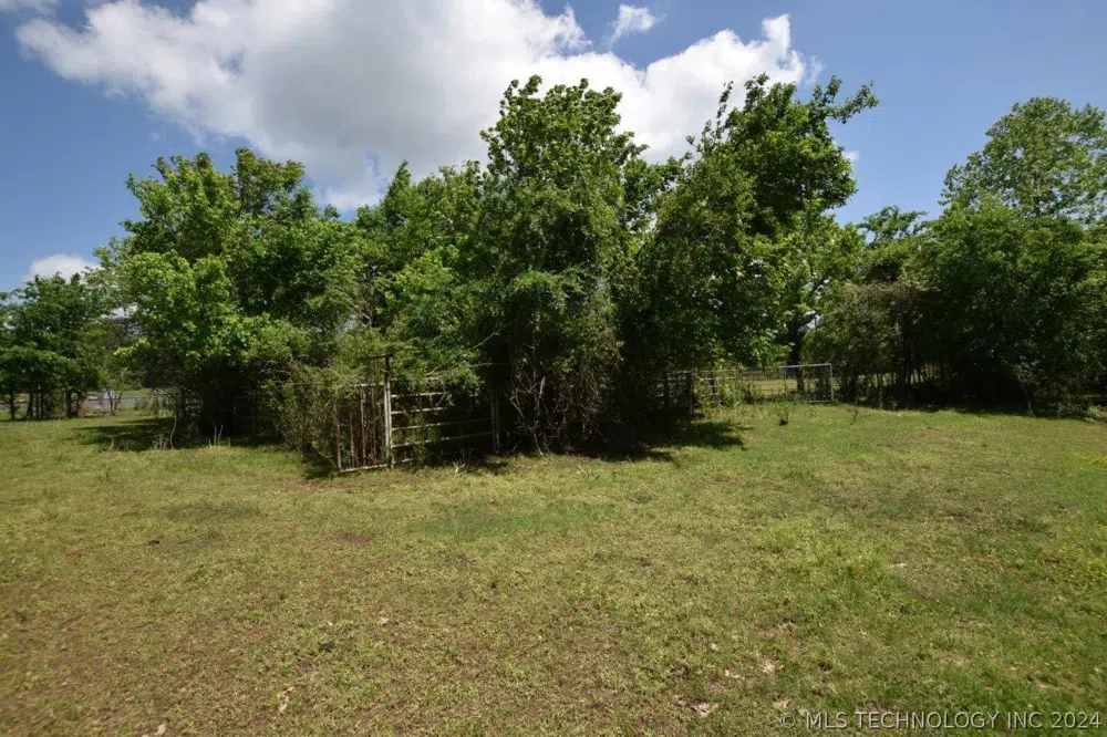 63125 S 4750 ROAD Watts, OK 74964
