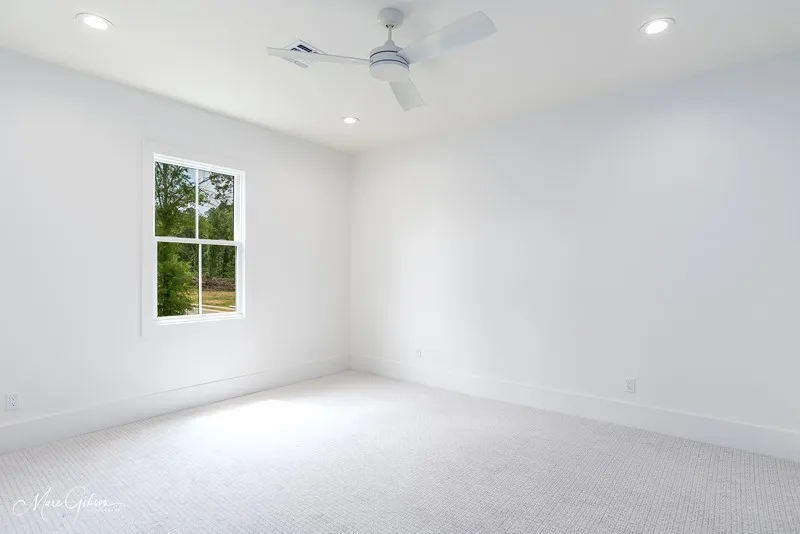 2121 Pecan Square Avenue Shreveport, LA 71106